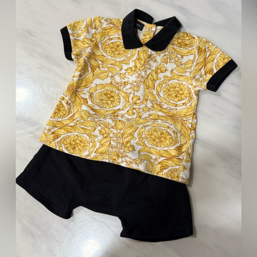 VERSACE Baby Boys Polo Shirt And Shorts Set in Gold